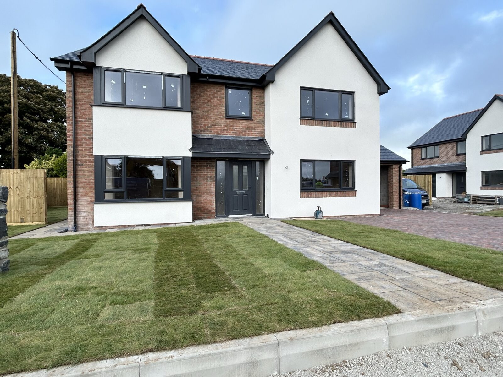 Bryngwran - Image 1