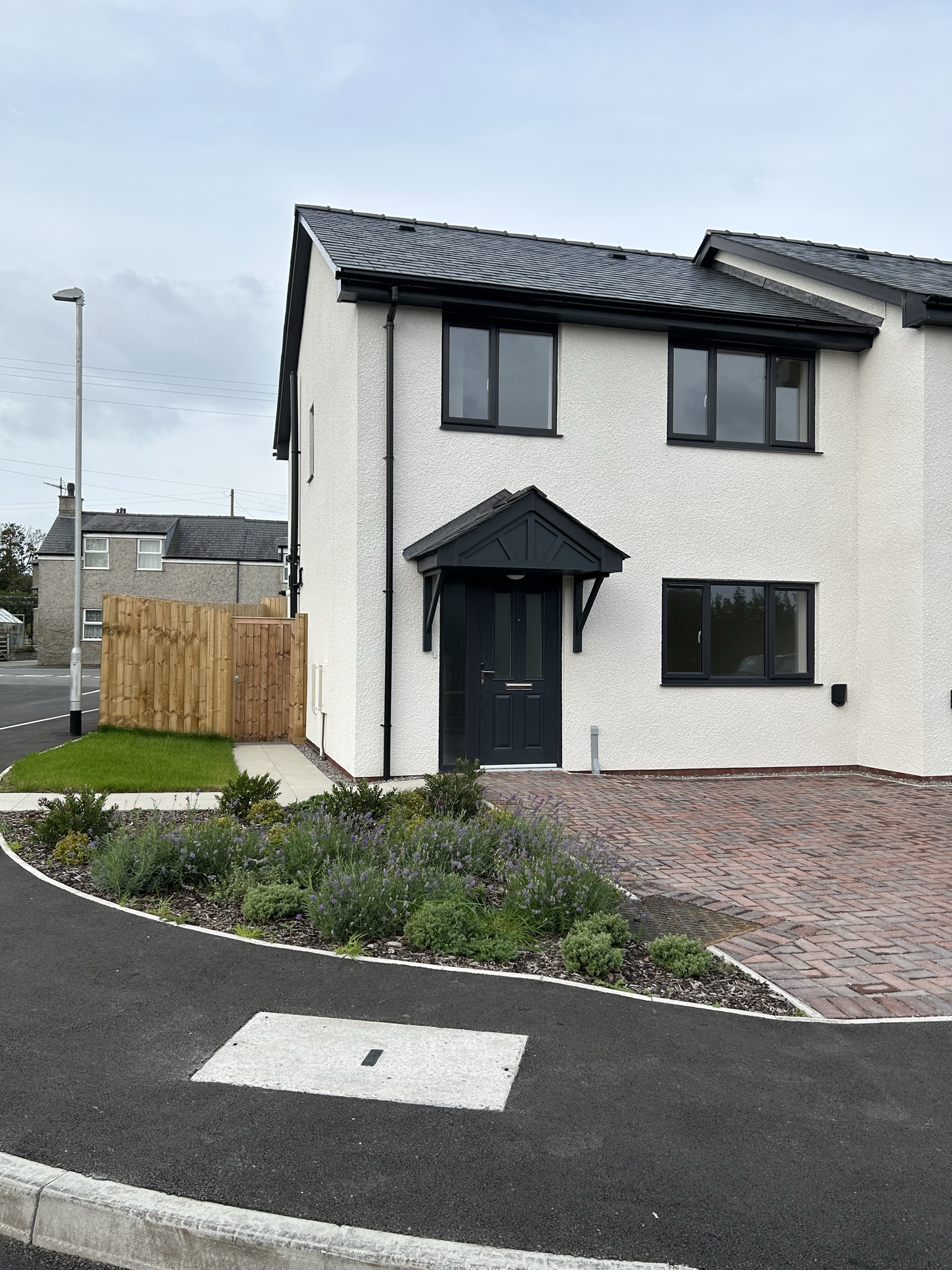 Llanfachraeth - Image 1